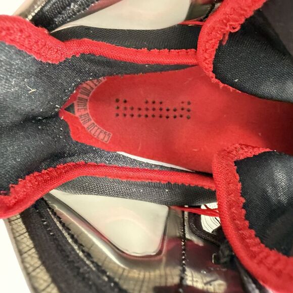 Nike LeBron 19 Bred Black/University Red Men\'s Basketball Shoes Size 8.5 main image 9